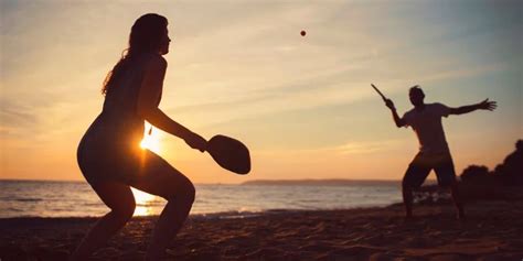 como ligar en la playa|Como acercarse en la playa: Estrategias para ligar con exito